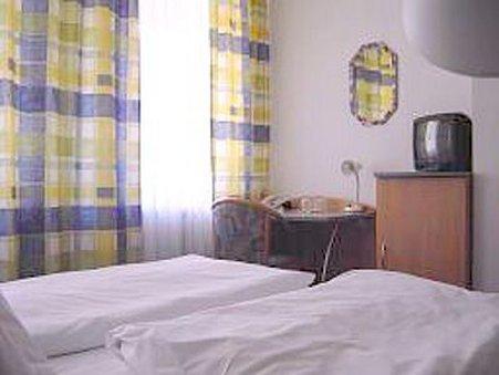 Lorenz Hotel Zentral Нюрнберг Екстер'єр фото